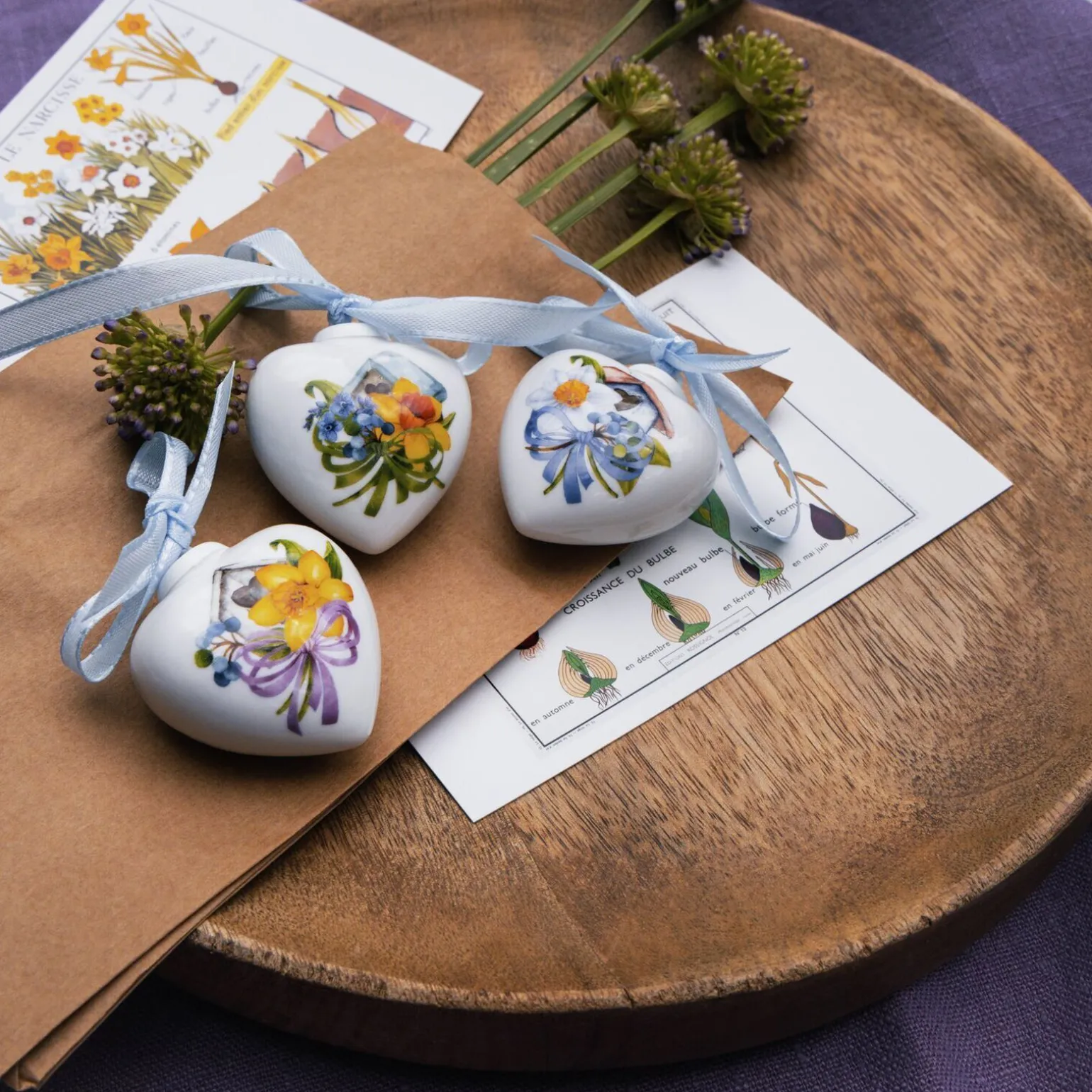 Porcelain mini-heart
