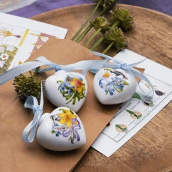 Porcelain mini-heart